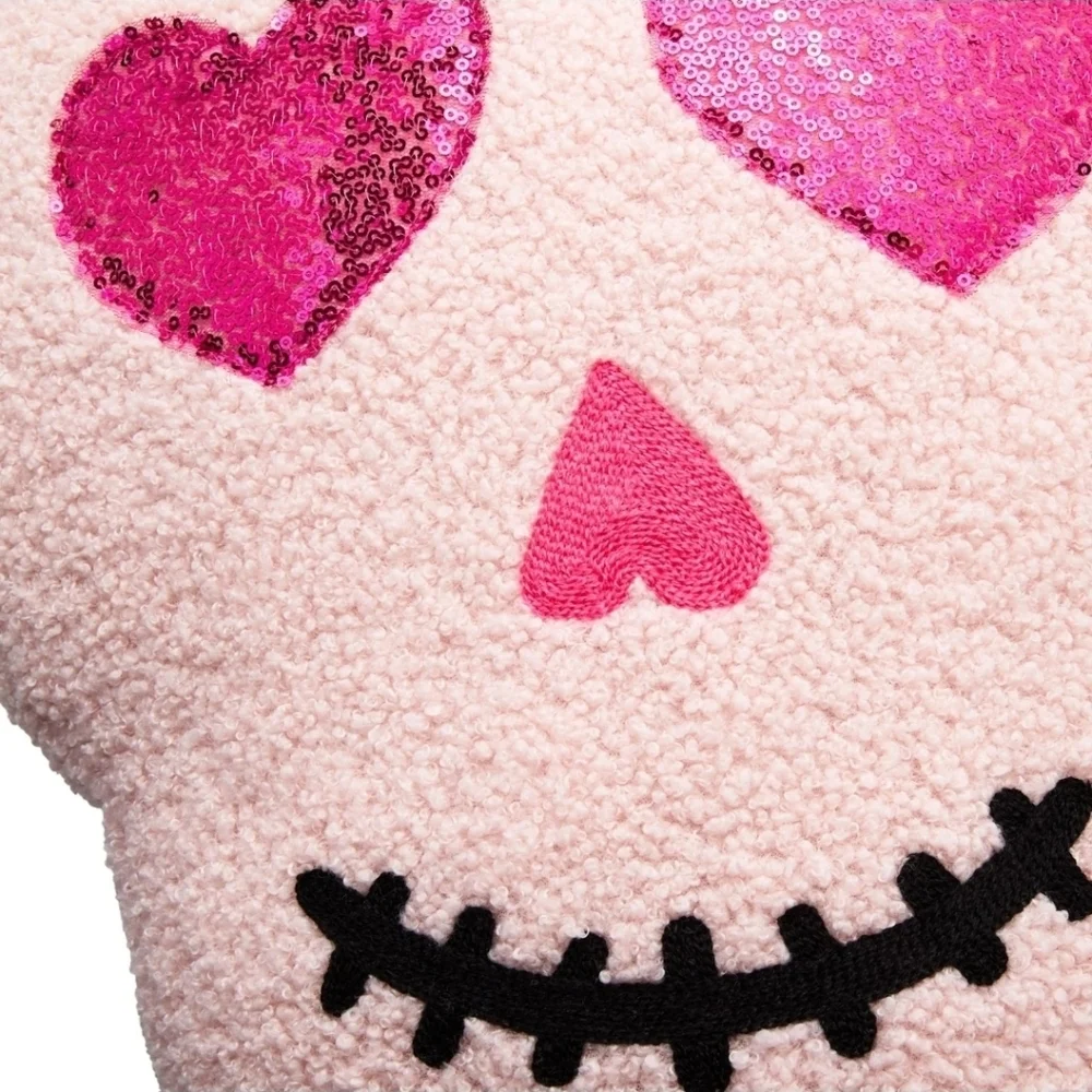 Hey Boo! Pink heart eyes Valentine's Halloween Skull Shaped Throw Pillow, 18x16